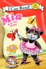 Image for Mia Sets the Stage