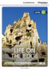 Image for Life on the edge  : extreme homes