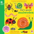 Image for Dwi&#39;n Gweld Malwoden / I Spot a Snail : Canllaw Cyntaf Byd Natur / My Very First Spotter&#39;s Guide
