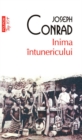 Image for Inima intunericului (Romanian edition)